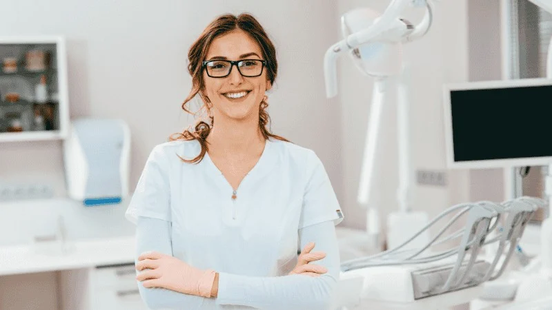 cosmetic dentist vs general dentist